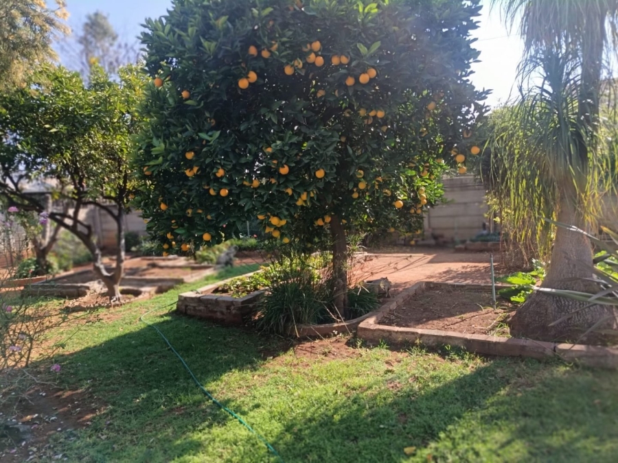 3 Bedroom Property for Sale in Verwoerdpark Northern Cape